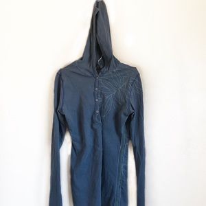 🐠 3 for $15 🐠 The Gap gray long sleeve hoodie